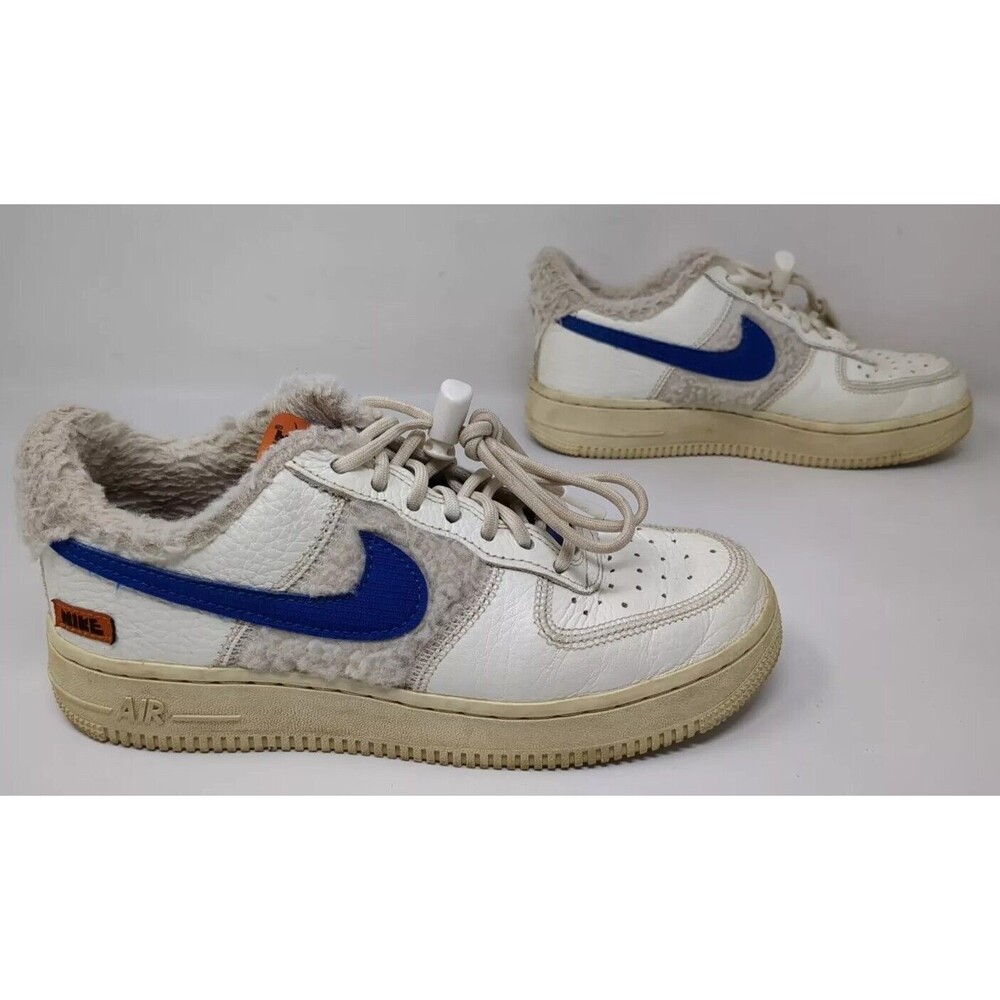 Nike Air Force 1 07 Sherpa Fleece‎ Women's Size 6 DO6680-100